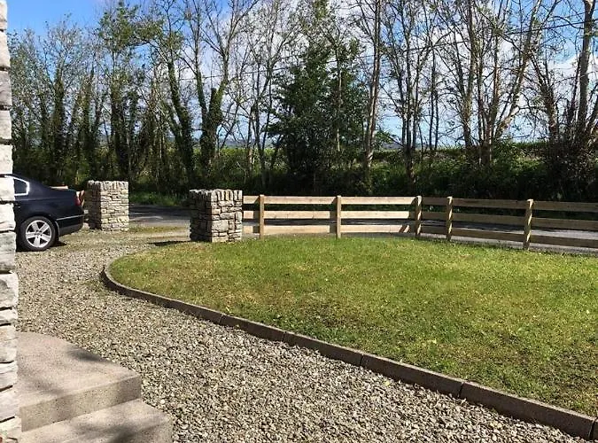 Ballyloskey Road Carndonagh